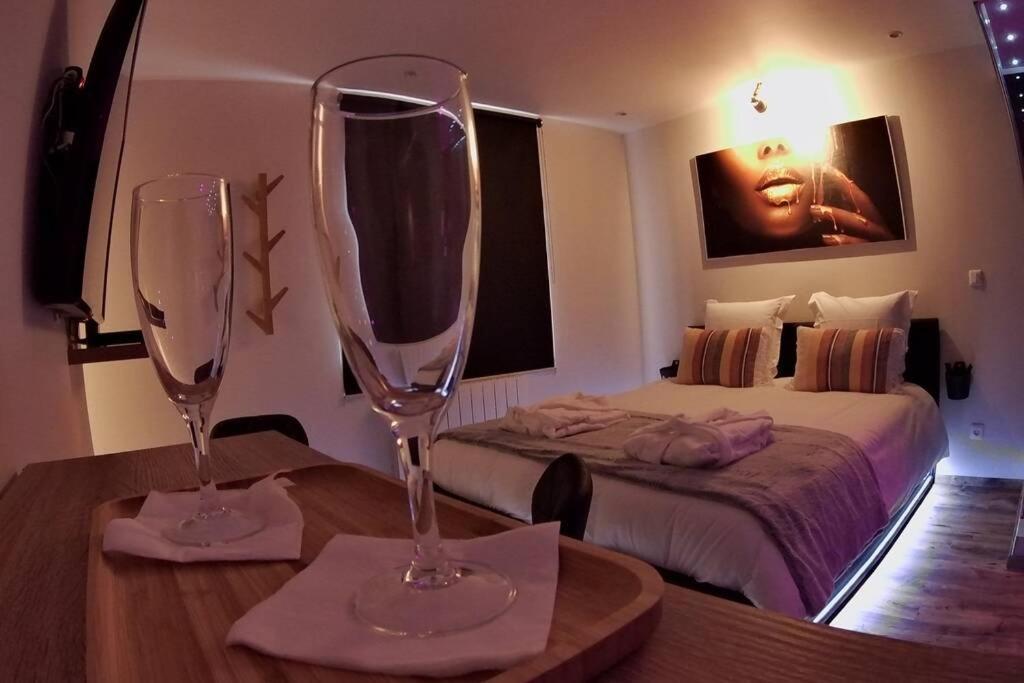 Spa Privatif Love Room, Le Hammam Et Bulles, Chez Nuits Chartraines ชาร์ตร ภายนอก รูปภาพ
