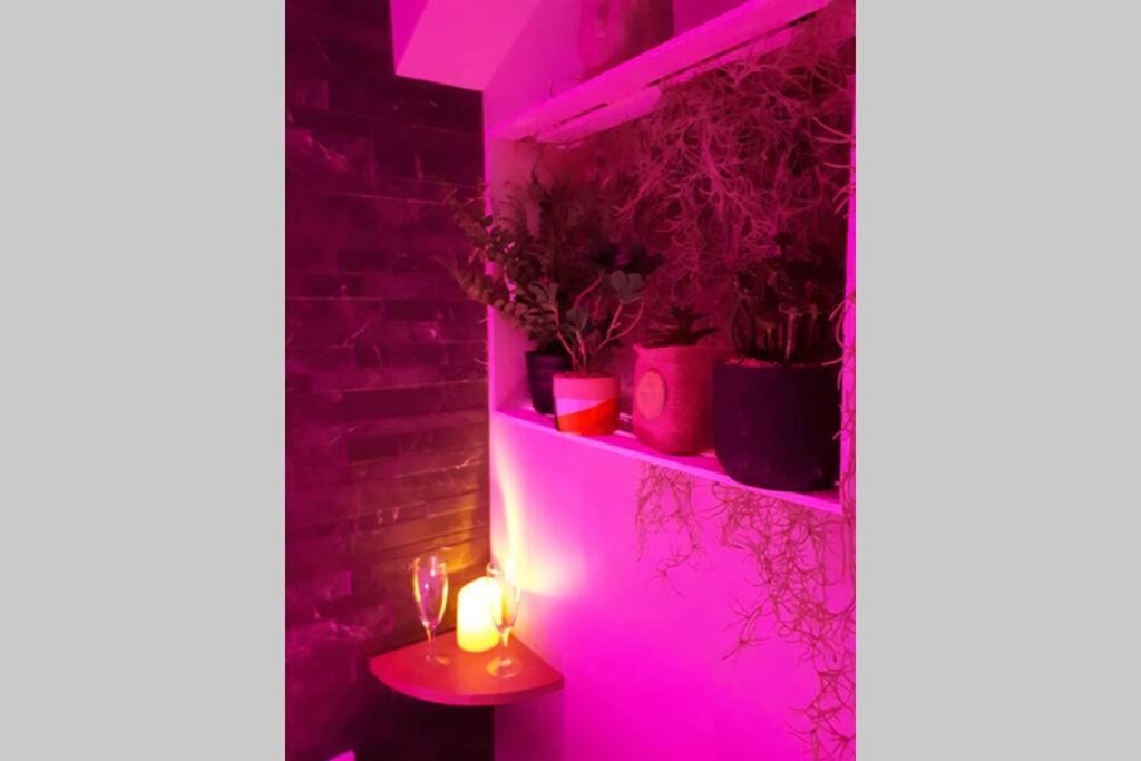 Spa Privatif Love Room, Le Hammam Et Bulles, Chez Nuits Chartraines ชาร์ตร ภายนอก รูปภาพ